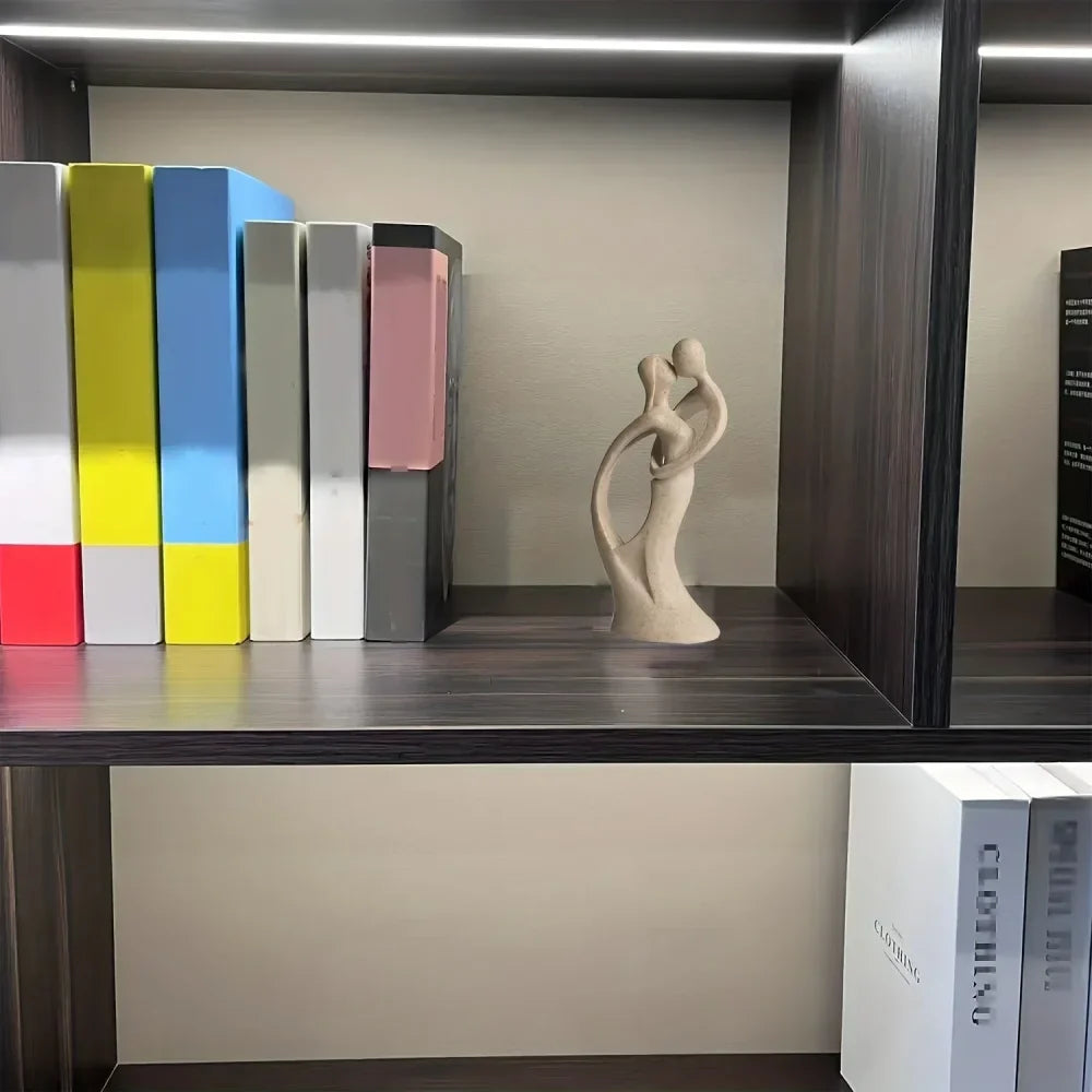 Escultura de Casal Artesanal em Arenito Natural